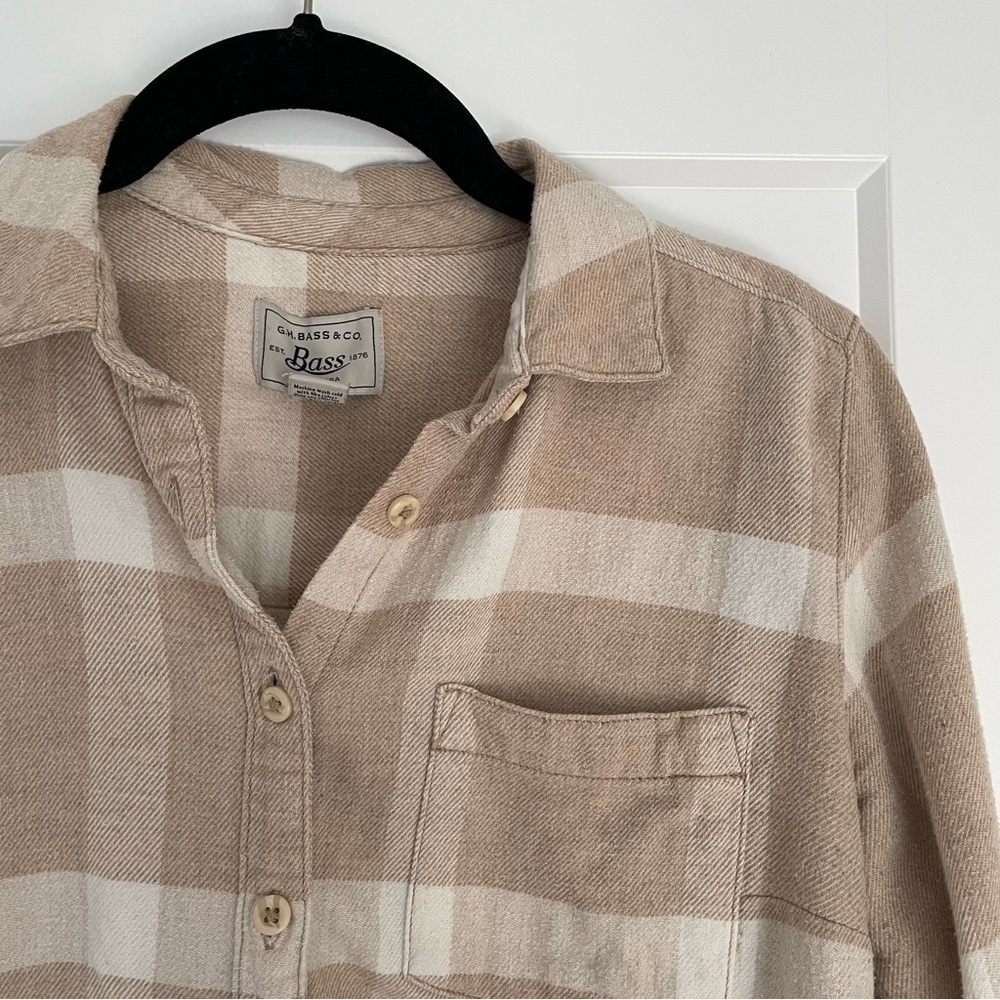 Women's Beige Plaid Button-Up Shirt